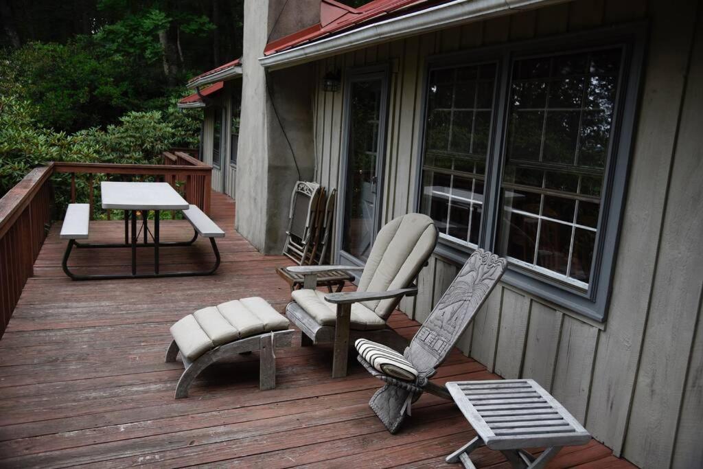 Fox Trot Cabin Meadows of Dan ภายนอก รูปภาพ