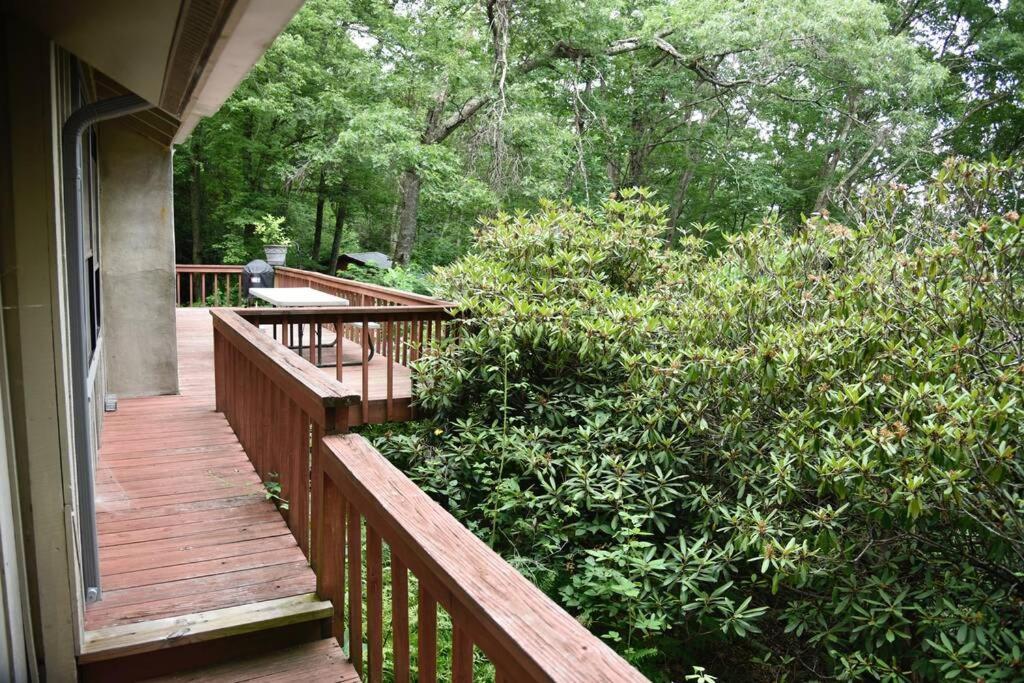 Fox Trot Cabin Meadows of Dan ภายนอก รูปภาพ