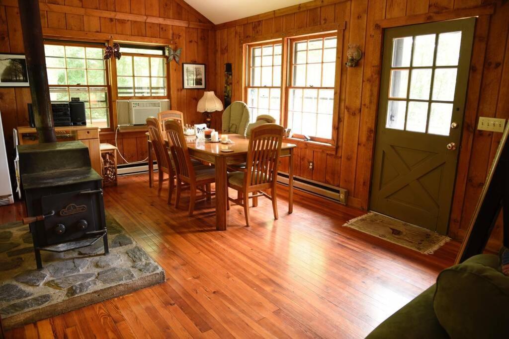 Fox Trot Cabin Meadows of Dan ภายนอก รูปภาพ